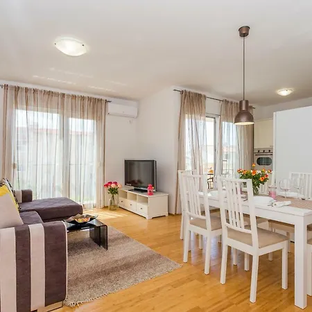 Apartamento Charming Near