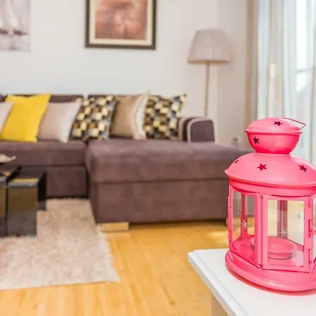 Apartamento Charming Near *